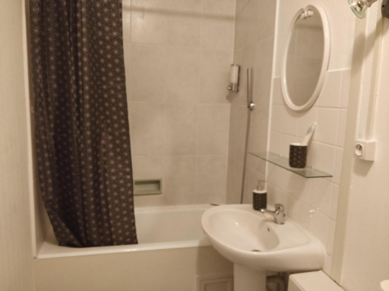 Le Chicago 4 Pers Centre Ville Wifi Parking Tram Apartment Clermont-Ferrand Ngoại thất bức ảnh